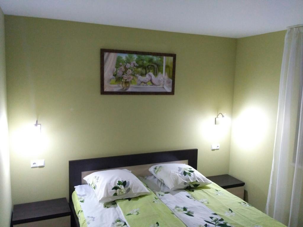 Comfort Apartment On Bogdanivska Street 7B Kiew Exterior foto