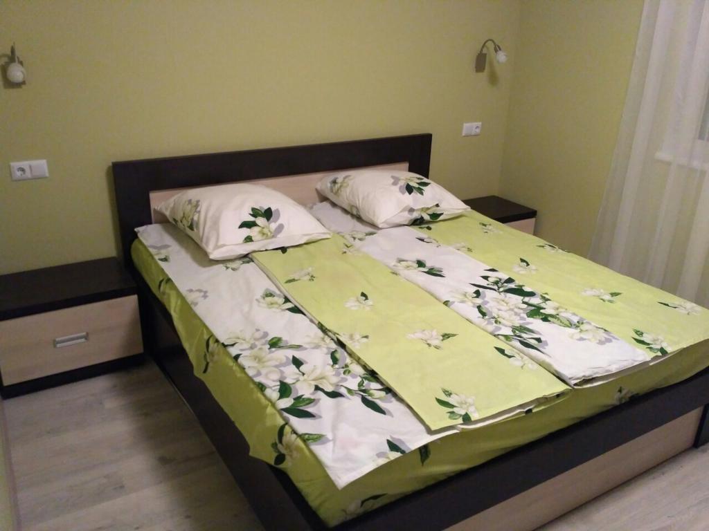 Comfort Apartment On Bogdanivska Street 7B Kiew Exterior foto