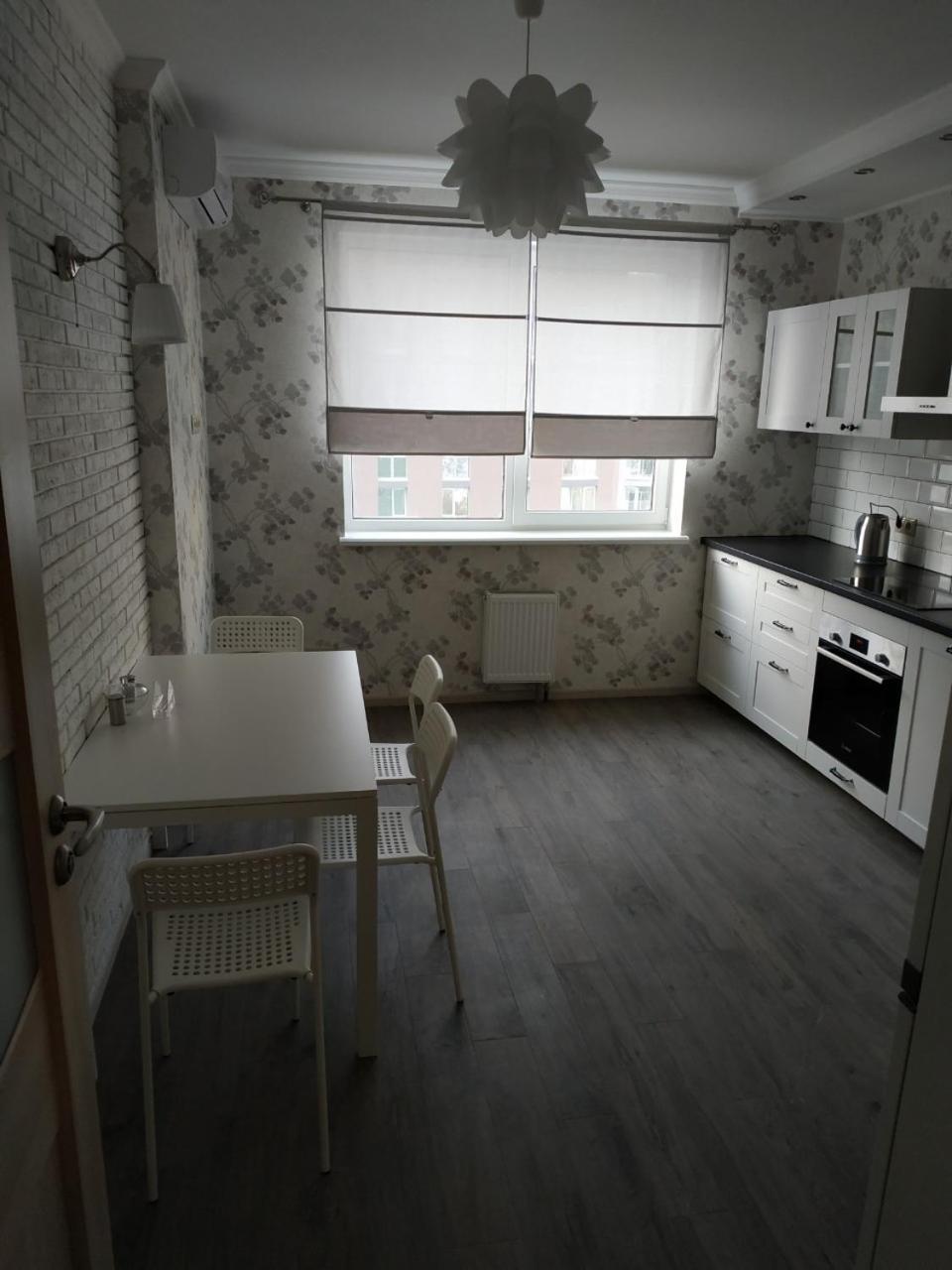 Comfort Apartment On Bogdanivska Street 7B Kiew Exterior foto