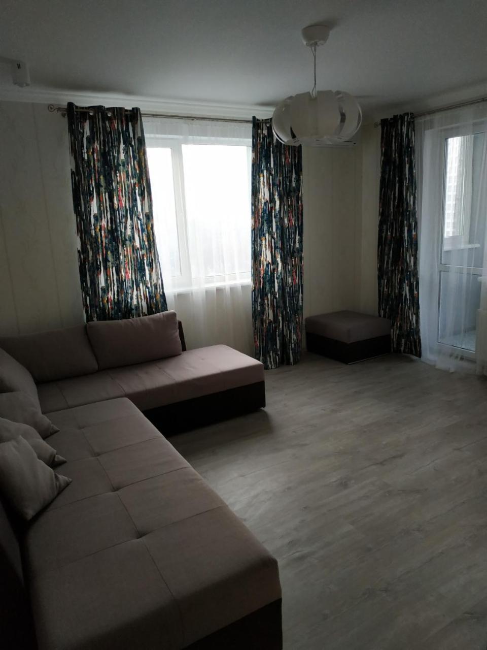 Comfort Apartment On Bogdanivska Street 7B Kiew Exterior foto